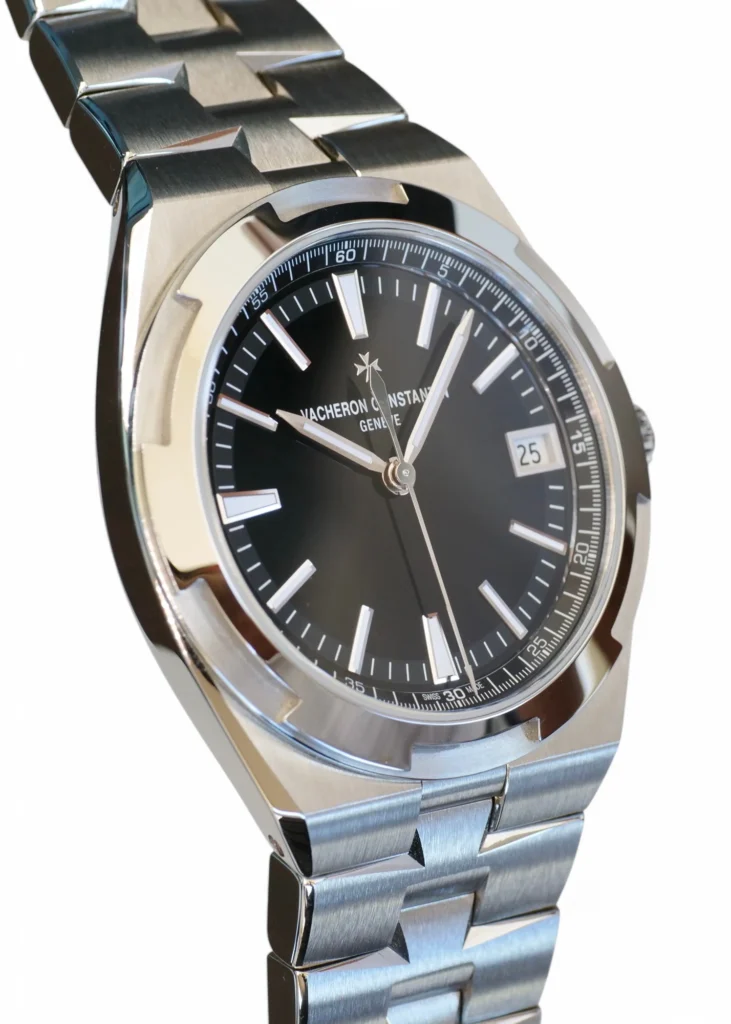 Vacheron Constantin Overseas 4520V Black